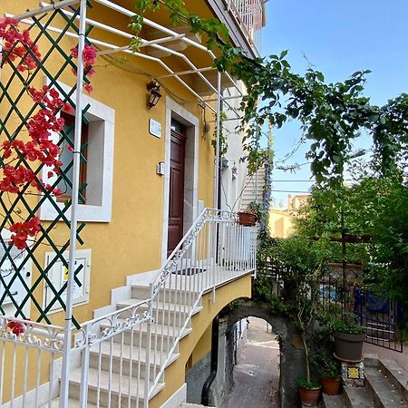 Casa Ferrara Ξενοδοχείο Ταορμίνα Εξωτερικό φωτογραφία